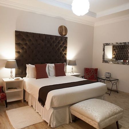 Motsamai Guest Lodge บูลาวาโย ภายนอก รูปภาพ